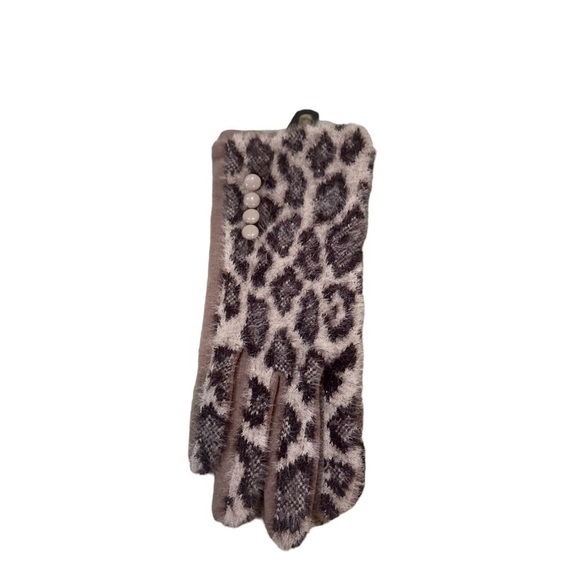 NWT le luxe collection animal print touch screen gloves button detail taupe OS - Picture 2 of 7